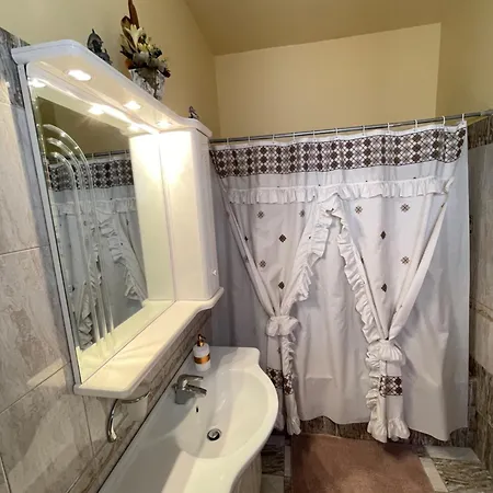 Case de vacanță Elia Old Mansion *