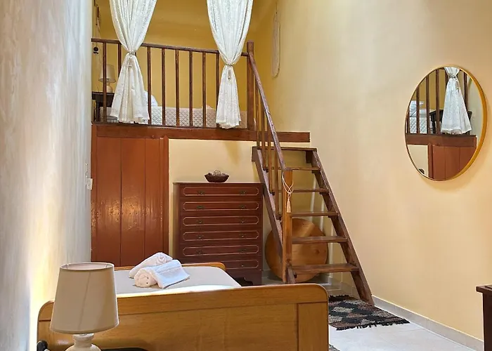 Elia Old Mansion 펜션 Malona Village